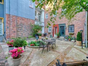 1026 Pine Street, Philadelphia PA 19107