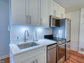 1026 Pine Street, Philadelphia PA 19107