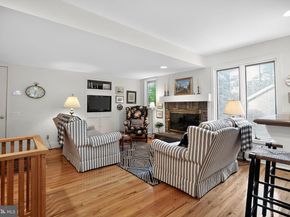 1 Fox Pond, Spring House PA 19477