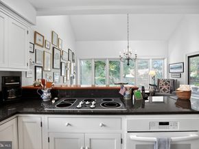 1 Fox Pond, Spring House PA 19477