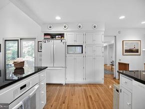 1 Fox Pond, Spring House PA 19477