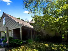 1 Fox Pond, Spring House PA 19477