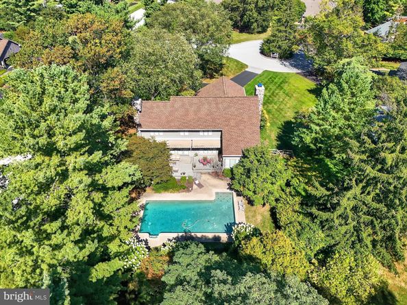 1 Fox Pond, Spring House PA 19477