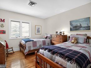 1 Fox Pond, Spring House PA 19477