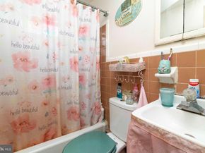 9527 Clark Street, Philadelphia PA 19115