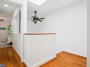2646 Woodley Place NW 1/2, Washington DC 20008
