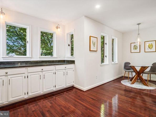 2646 Woodley Place NW 1/2, Washington DC 20008