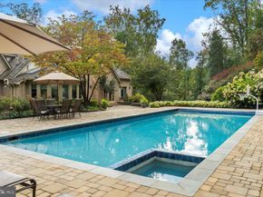 8917 Harvest Square Court, Potomac MD 20854