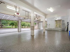 8917 Harvest Square Court, Potomac MD 20854