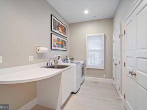 8917 Harvest Square Court, Potomac MD 20854