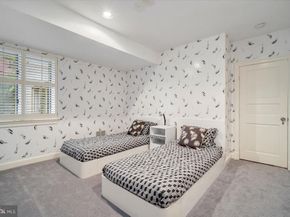 8917 Harvest Square Court, Potomac MD 20854