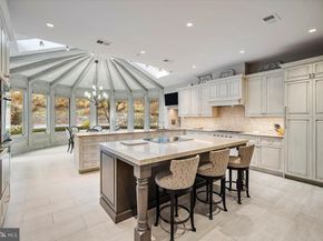 8917 Harvest Square Court, Potomac MD 20854