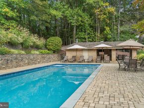 8917 Harvest Square Court, Potomac MD 20854