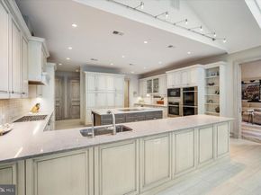 8917 Harvest Square Court, Potomac MD 20854