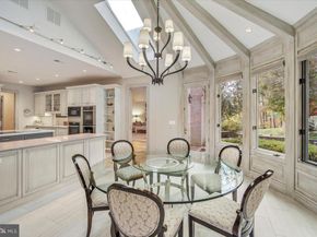 8917 Harvest Square Court, Potomac MD 20854