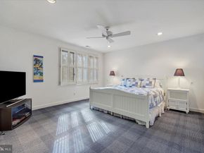 8917 Harvest Square Court, Potomac MD 20854