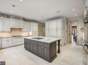 8917 Harvest Square Court, Potomac MD 20854
