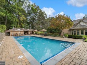 8917 Harvest Square Court, Potomac MD 20854