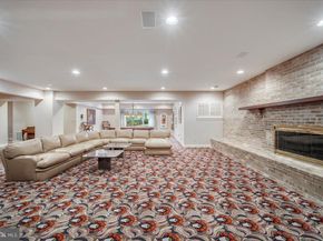 8917 Harvest Square Court, Potomac MD 20854
