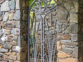 8917 Harvest Square Court, Potomac MD 20854