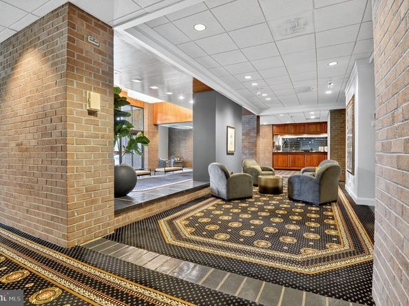 1800 Old Meadow Road 1415, Mclean VA 22102