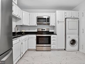 1800 Old Meadow Road 1415, Mclean VA 22102