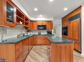 138 Montrose Avenue 8, Bryn Mawr PA 19010