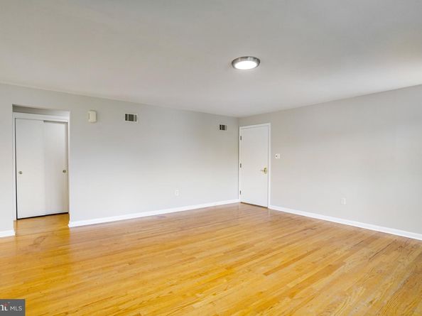 706 N Cleveland Street, Arlington VA 22201