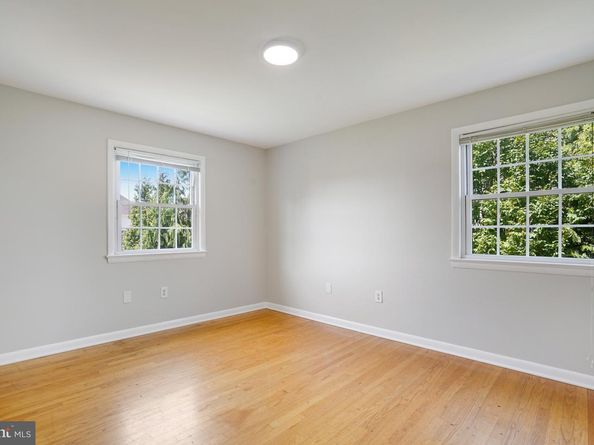 706 N Cleveland Street, Arlington VA 22201