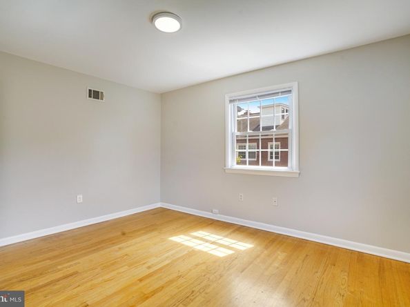 706 N Cleveland Street, Arlington VA 22201