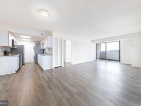 5911 Edsall Road 912, Alexandria VA 22304