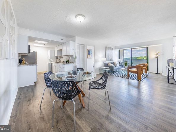 5911 Edsall Road 912, Alexandria VA 22304