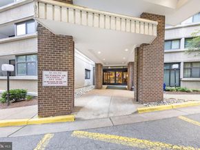 5911 Edsall Road 912, Alexandria VA 22304