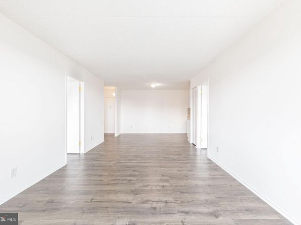 5911 Edsall Road 912, Alexandria VA 22304