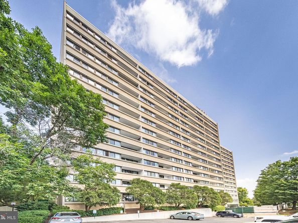 5911 Edsall Road 912, Alexandria VA 22304