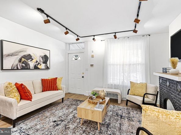 3036 Redner Street, Philadelphia PA 19121