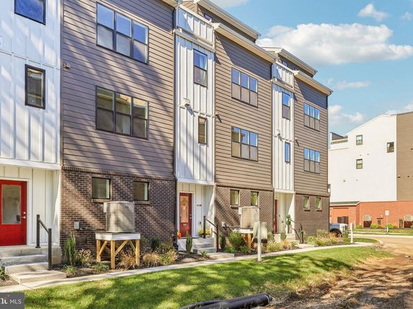 956 Riverplace Drive 56O, Conshohocken PA 19428