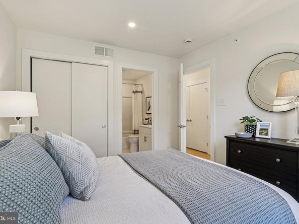 956 Riverplace Drive 56O, Conshohocken PA 19428