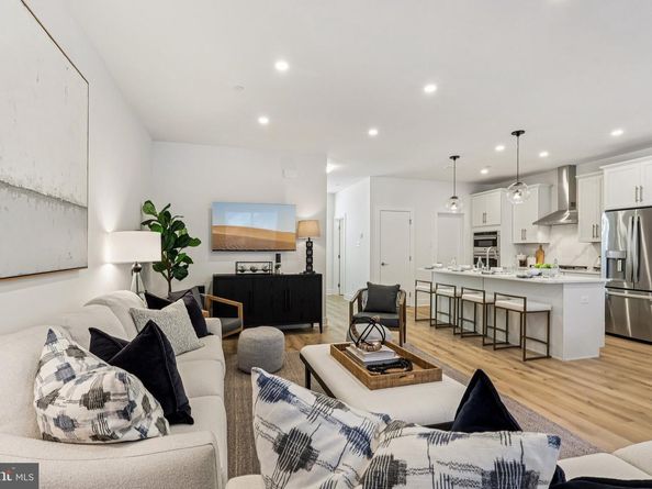 956 Riverplace Drive 56O, Conshohocken PA 19428