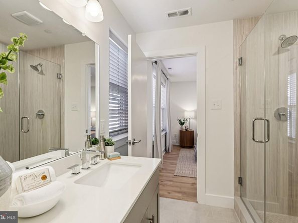 956 Riverplace Drive 56O, Conshohocken PA 19428