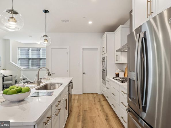 956 Riverplace Drive 56O, Conshohocken PA 19428