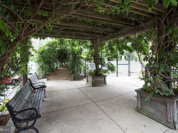 8360 Greensboro Drive 516, Mclean VA 22102