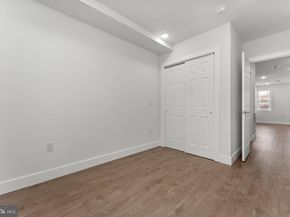 2033 N 9TH Street, Philadelphia PA 19122