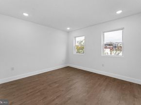 2033 N 9TH Street, Philadelphia PA 19122