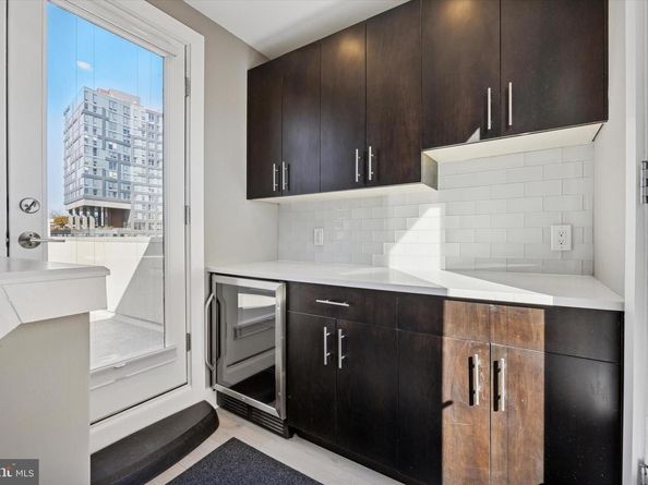 152 N Front Street, Philadelphia PA 19106