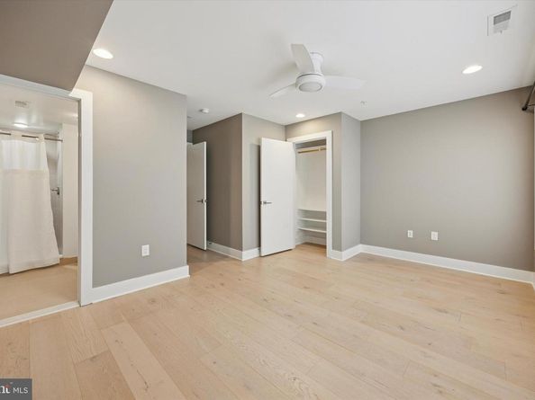 152 N Front Street, Philadelphia PA 19106