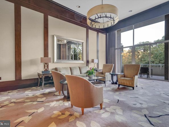 3001 Veazey Terr NW 1008, Washington DC 20008