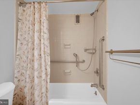 3001 Veazey Terr NW 1008, Washington DC 20008