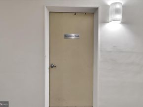 3001 Veazey Terr NW 1008, Washington DC 20008