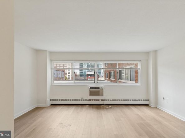 2101 Chestnut Street 326, Philadelphia PA 19103